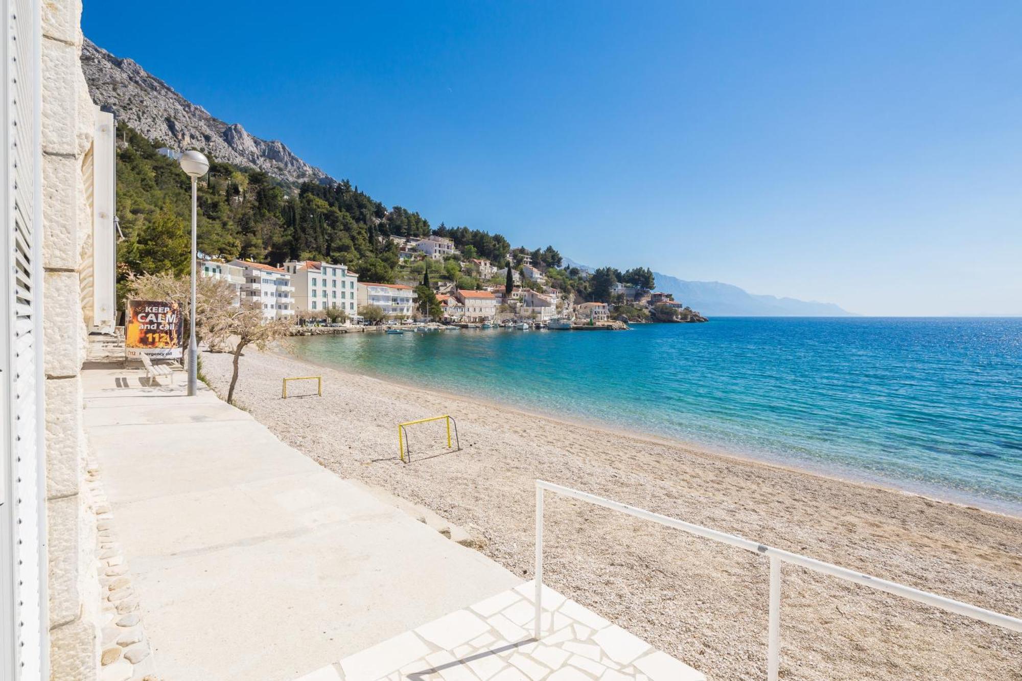 Luxury Jolara With Heated Pool Apartmán