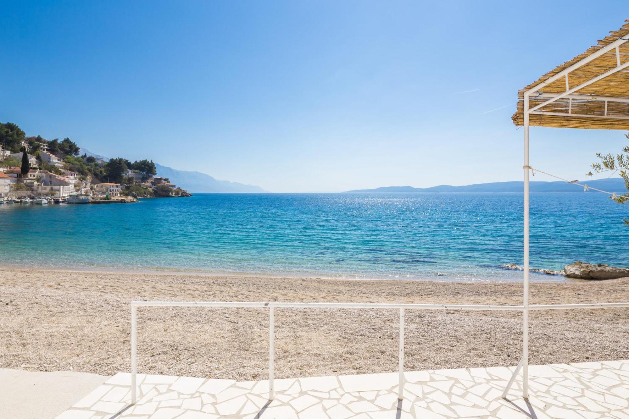 Luxury Jolara With Heated Pool *