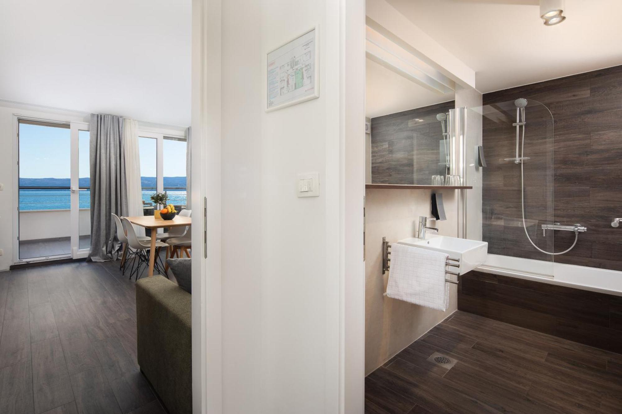 Apartmán Luxury Jolara With Heated Pool *